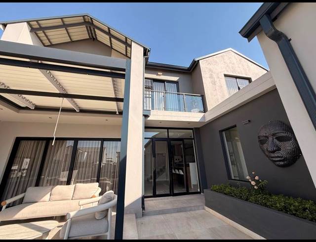 4 BEDROOM HOUSE FOR SALE IN FOUNTAINBROOK ESTATE